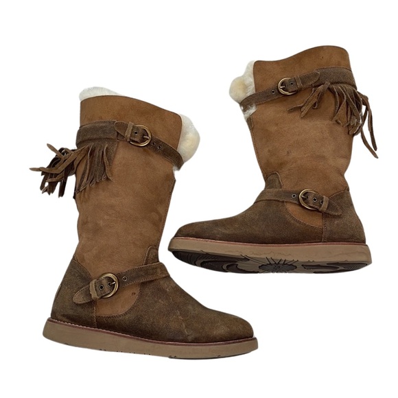 UGG Shoes - Ugg dauphine fringe leather boots
